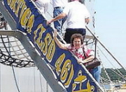 LSD-46 Tour - Going Aboard - Click for larger image